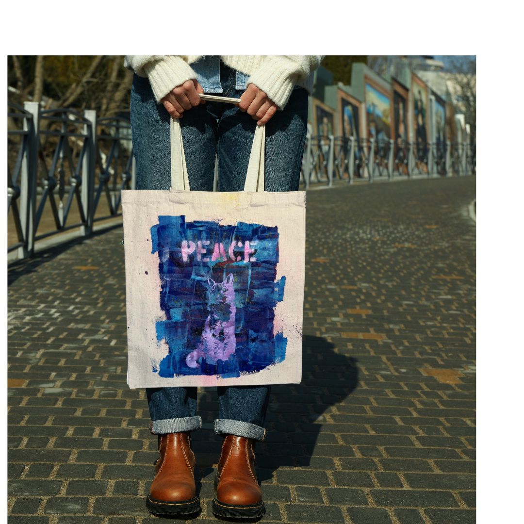 Junebug Collection - Small Totebag - Peace Cat/ Petit sac fourre-tout
